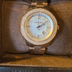 Michael Kors Rose gold Color Ladies Watch with date - MK5403